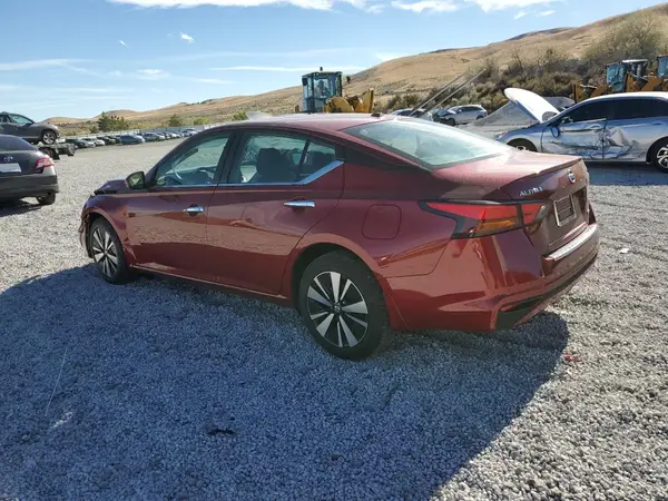 1N4BL4DW5NN387067 2022 NISSAN ALTIMA - Image 2