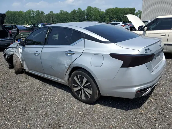 1N4BL4DW5NN393208 2022 NISSAN ALTIMA - Image 2