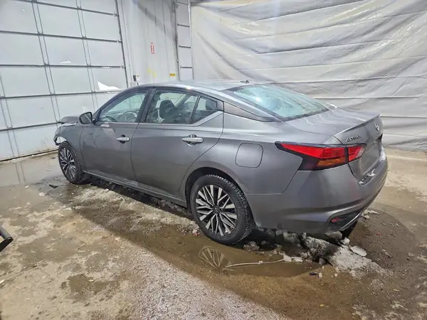 1N4BL4DW5PN350734 2023 NISSAN ALTIMA - Image 2
