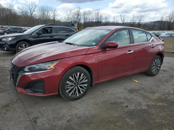 1N4BL4DW5PN376847 2023 NISSAN ALTIMA - Image 1