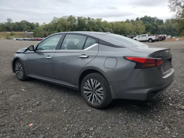 1N4BL4DW5PN392787 2023 NISSAN ALTIMA - Image 2
