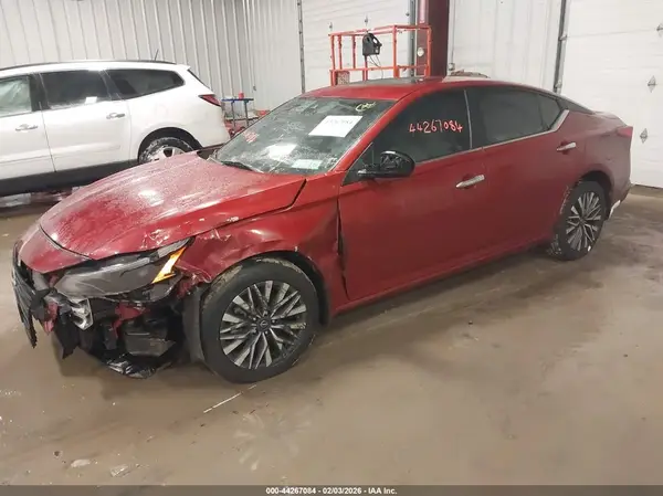 1N4BL4DW5PN414934 2023 NISSAN ALTIMA - Image 2