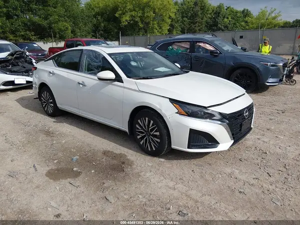 1N4BL4DW5PN425626 2023 NISSAN ALTIMA - Image 1