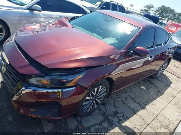 1N4BL4DW5PN426467 2023 NISSAN ALTIMA - Image 2