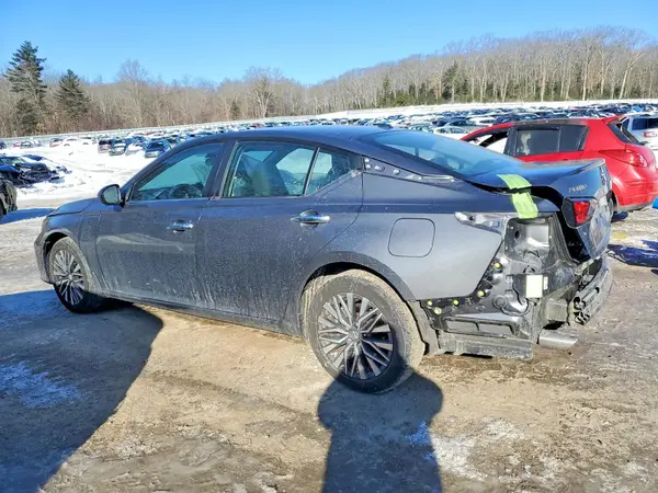 1N4BL4DW5RN367472 2024 NISSAN ALTIMA - Image 2