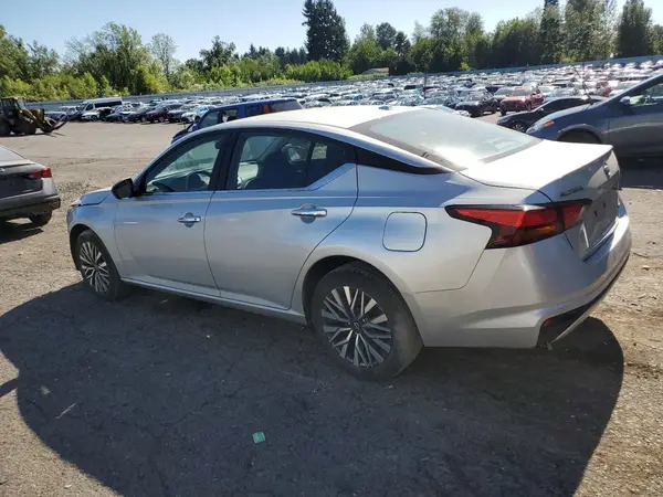 1N4BL4DW5RN417898 2024 NISSAN ALTIMA - Image 2