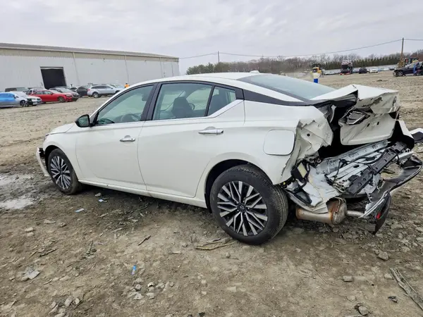 1N4BL4DW5RN426147 2024 NISSAN ALTIMA - Image 2