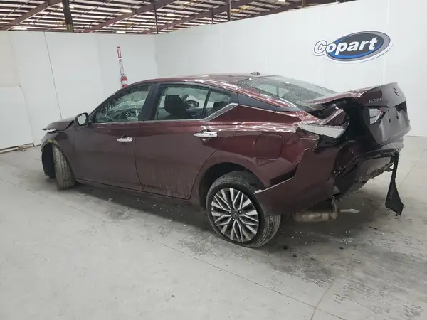 1N4BL4DW5SN317144 2025 NISSAN ALTIMA - Image 2