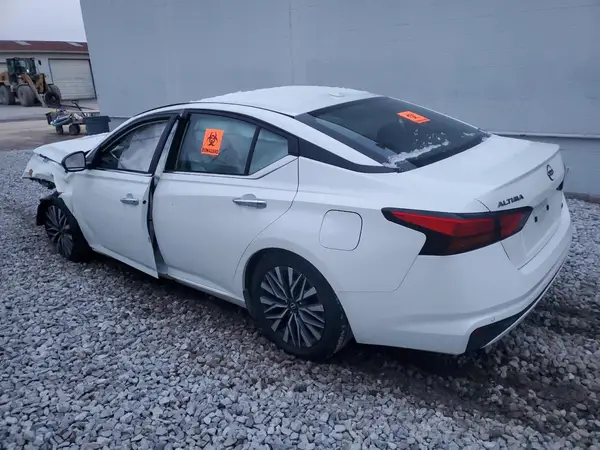 1N4BL4DW5SN327348 2025 NISSAN ALTIMA - Image 2