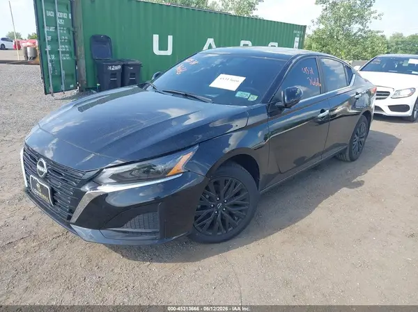 1N4BL4DW5SN331903 2025 NISSAN ALTIMA - Image 2