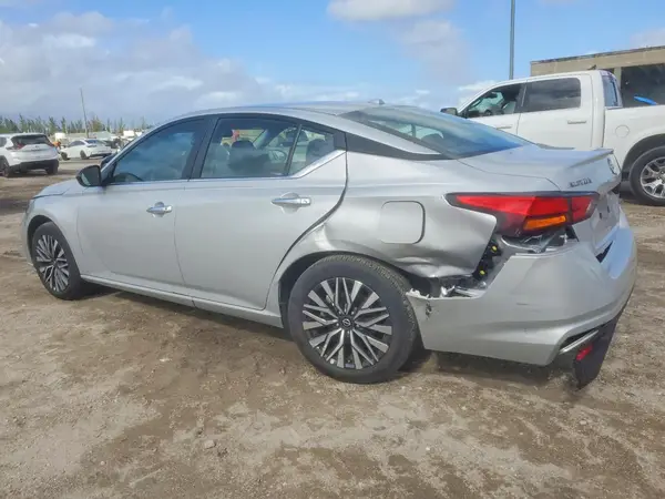 1N4BL4DW5SN373018 2025 NISSAN ALTIMA - Image 2