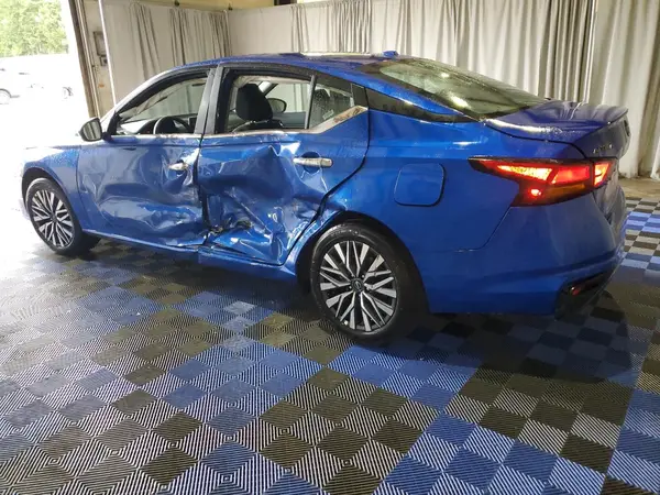 1N4BL4DW5SN378557 2025 NISSAN ALTIMA - Image 2