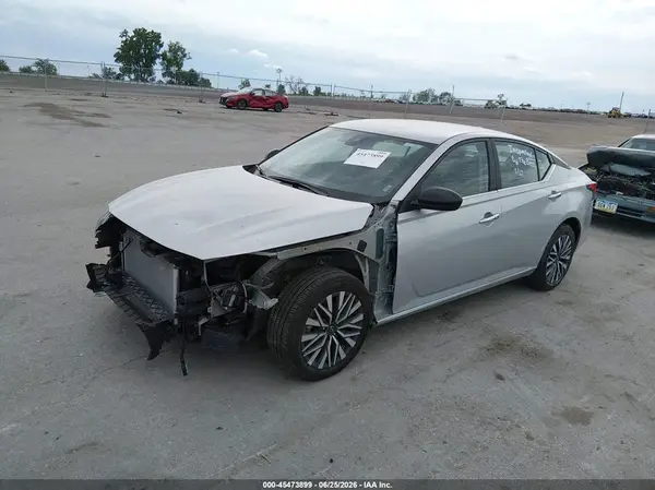 1N4BL4DW5SN423822 2025 NISSAN ALTIMA - Image 2