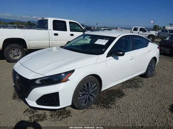 1N4BL4DW5TN313385 2026 NISSAN ALTIMA - Image 2