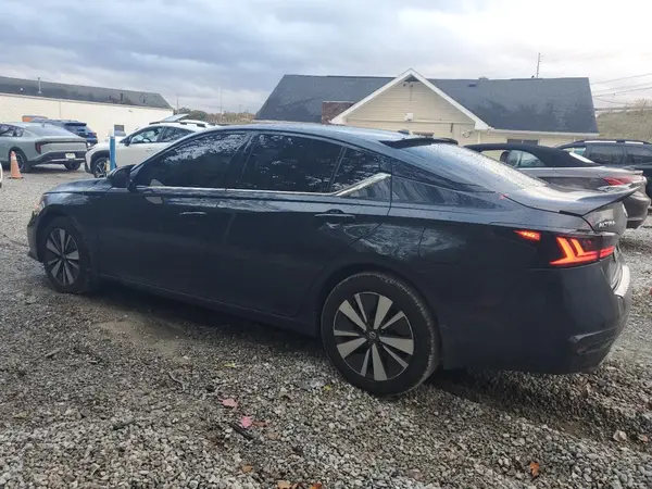 1N4BL4DW6KN301051 2019 NISSAN ALTIMA - Image 2
