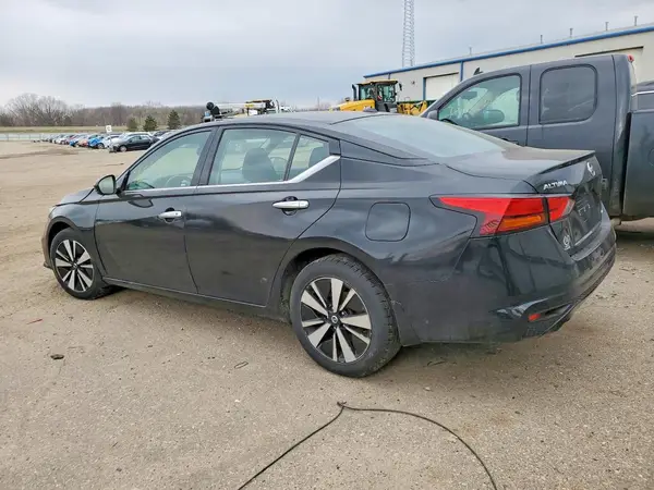 1N4BL4DW6KN327567 2019 NISSAN ALTIMA - Image 2