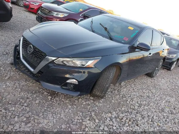 1N4BL4DW6LC177327 2020 NISSAN ALTIMA - Image 2