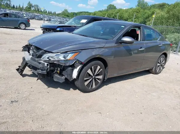1N4BL4DW6NN303645 2022 NISSAN ALTIMA - Image 2