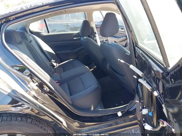 1N4BL4DW6NN306044 2022 NISSAN ALTIMA - Image 8