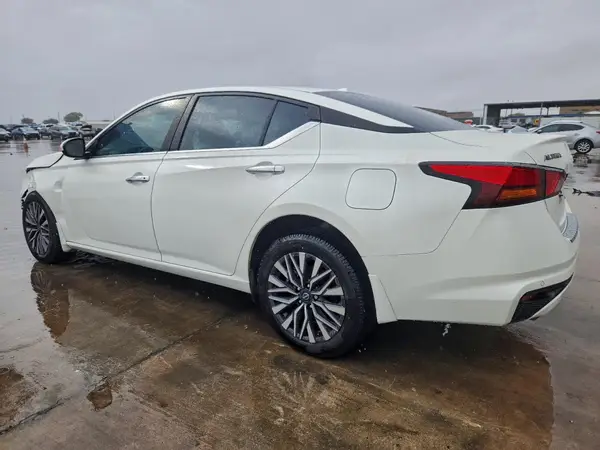 1N4BL4DW6PN315555 2023 NISSAN ALTIMA - Image 2