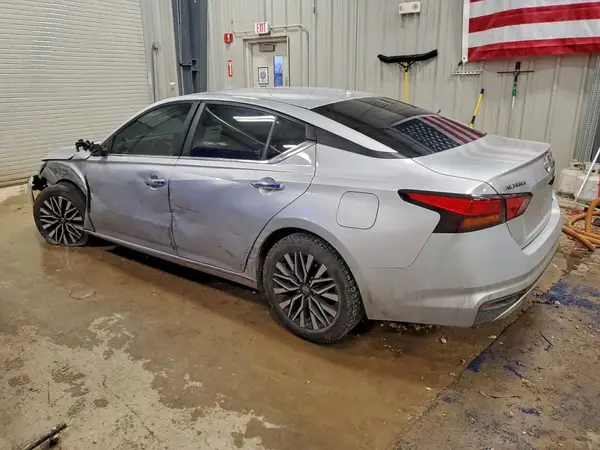 1N4BL4DW6PN319539 2023 NISSAN ALTIMA - Image 2