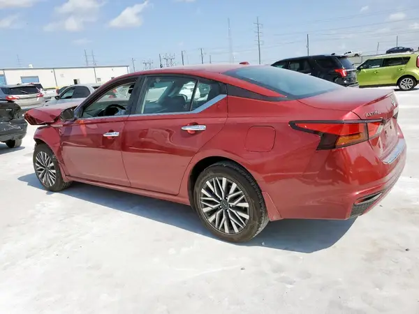 1N4BL4DW6PN407054 2023 NISSAN ALTIMA - Image 2