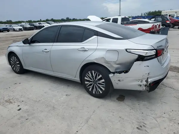 1N4BL4DW6RN335047 2024 NISSAN ALTIMA - Image 2