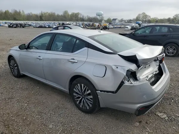 1N4BL4DW6RN344556 2024 NISSAN ALTIMA - Image 2