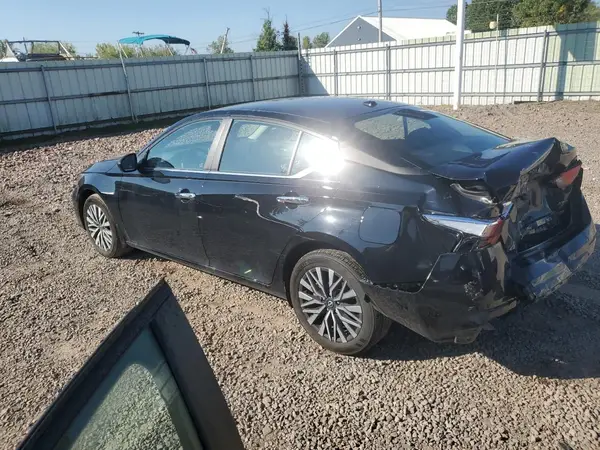 1N4BL4DW6RN427680 2024 NISSAN ALTIMA - Image 2