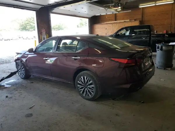 1N4BL4DW6RN430322 2024 NISSAN ALTIMA - Image 2
