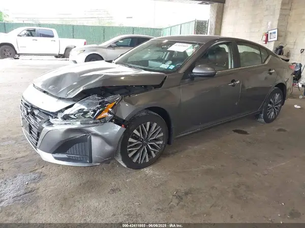 1N4BL4DW6RN433365 2024 NISSAN ALTIMA - Image 2