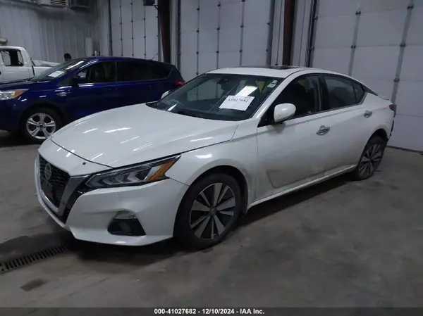 1N4BL4DW7KC205277 2019 NISSAN ALTIMA - Image 2