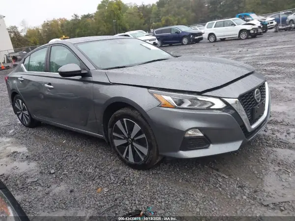 1N4BL4DW7NN302584 2022 NISSAN ALTIMA - Image 1