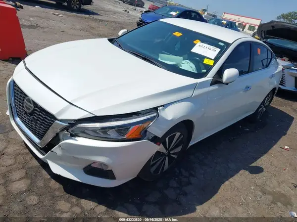 1N4BL4DW7NN361263 2022 NISSAN ALTIMA - Image 2