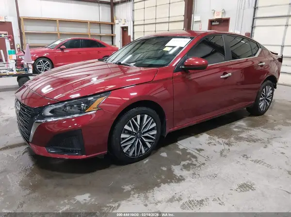 1N4BL4DW7PN317508 2023 NISSAN ALTIMA - Image 2