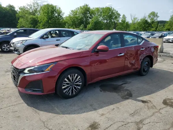 1N4BL4DW7PN402882 2023 NISSAN ALTIMA - Image 1