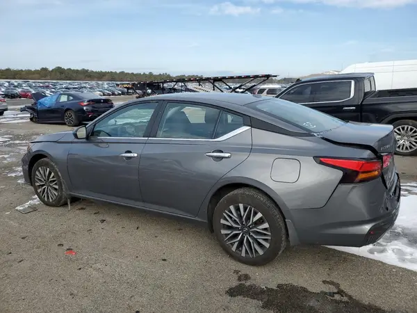 1N4BL4DW7RN408264 2024 NISSAN ALTIMA - Image 2