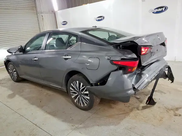 1N4BL4DW7SN322796 2025 NISSAN ALTIMA - Image 2