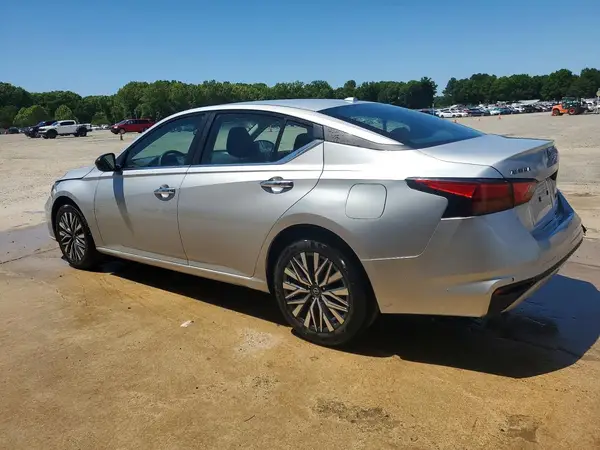 1N4BL4DW7SN360271 2025 NISSAN ALTIMA - Image 2