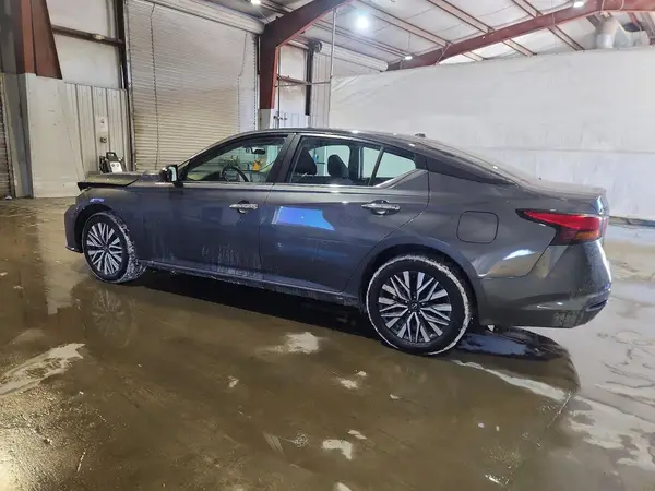 1N4BL4DW7SN413423 2025 NISSAN ALTIMA - Image 2
