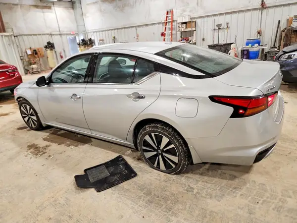 1N4BL4DW8KC152685 2019 NISSAN ALTIMA - Image 2