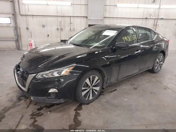 1N4BL4DW8LC219576 2020 NISSAN ALTIMA - Image 2