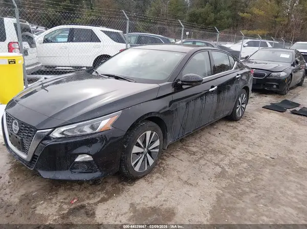 1N4BL4DW8LC248348 2020 NISSAN ALTIMA - Image 2