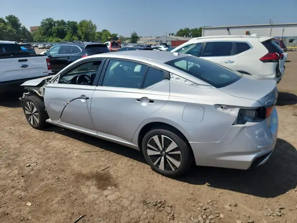1N4BL4DW8NN311956 2022 NISSAN ALTIMA - Image 2