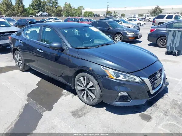 1N4BL4DW8NN361921 2022 NISSAN ALTIMA - Image 1