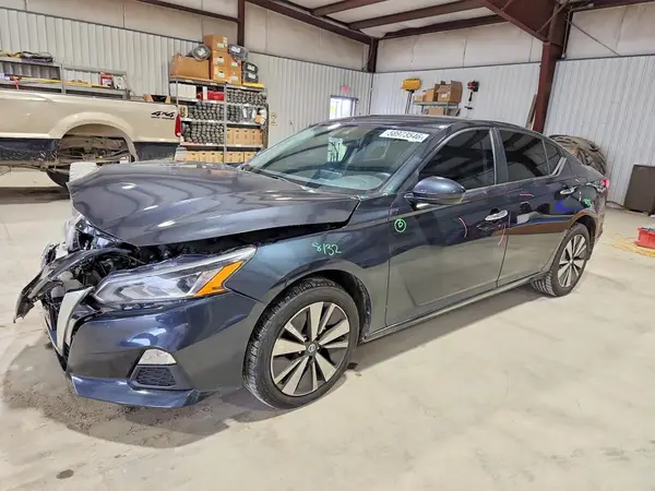 1N4BL4DW8NN370215 2022 NISSAN ALTIMA - Image 1