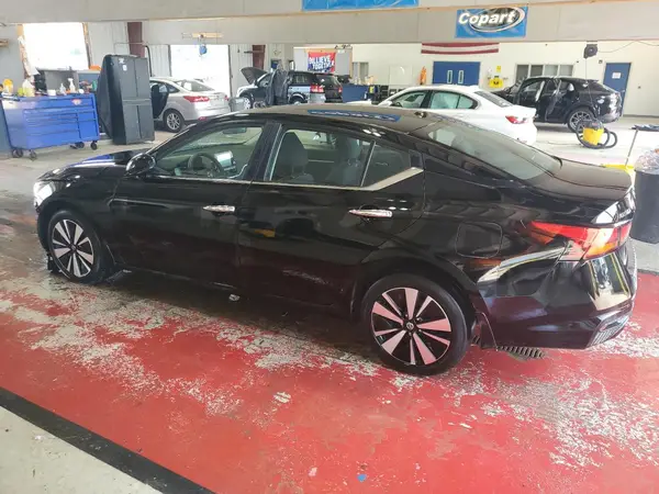 1N4BL4DW8NN374135 2022 NISSAN ALTIMA - Image 2
