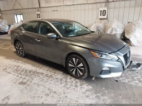 1N4BL4DW8NN406517 2022 NISSAN ALTIMA - Image 1