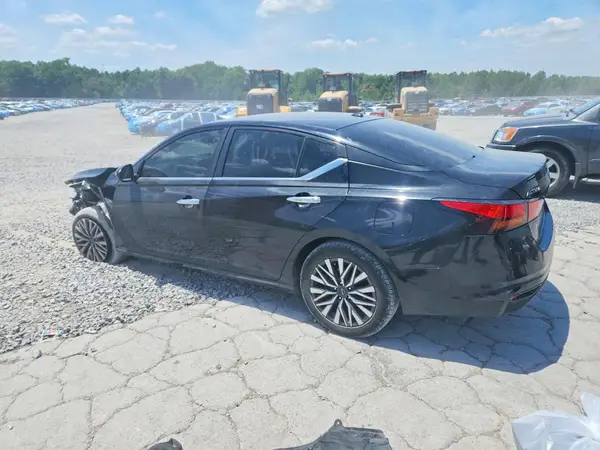 1N4BL4DW8PN340392 2023 NISSAN ALTIMA - Image 2