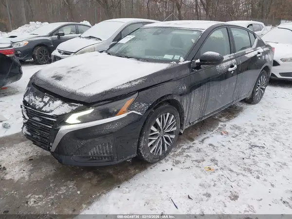 1N4BL4DW8PN375403 2023 NISSAN ALTIMA - Image 2